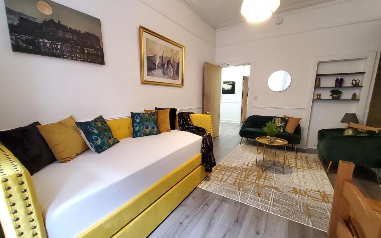 Leith Spectacular Apartment By Sensational Stay Short Lets & Serviced Accommodation With 6 Separate Beds & 2 Baths Édimbourg Extérieur photo